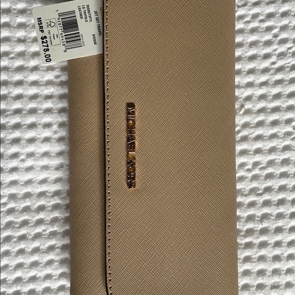 MICHAEL KORS WALLET - Picture 1 of 3